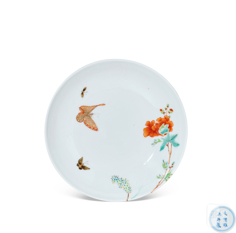 清雍正 粉彩“蝶恋花”纹盘